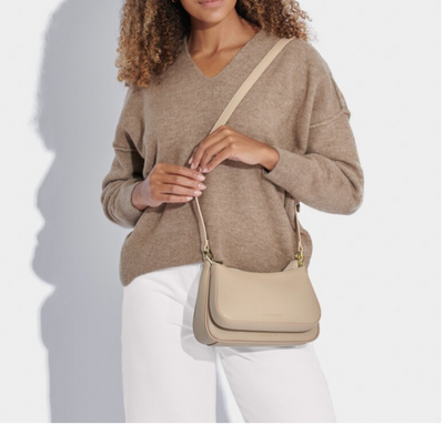 Aria Scoop Bag In Light Taupe
