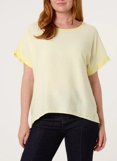 Contrast Edge Asymmetrical T-shirt