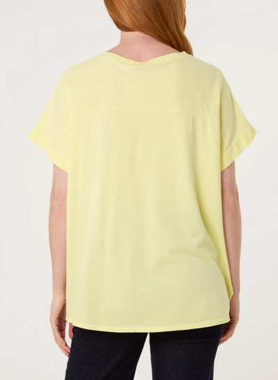 Contrast Edge Asymmetrical T-shirt