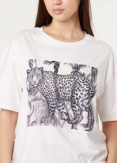 Leopard Stretch Relaxed T-shirt in Ivory