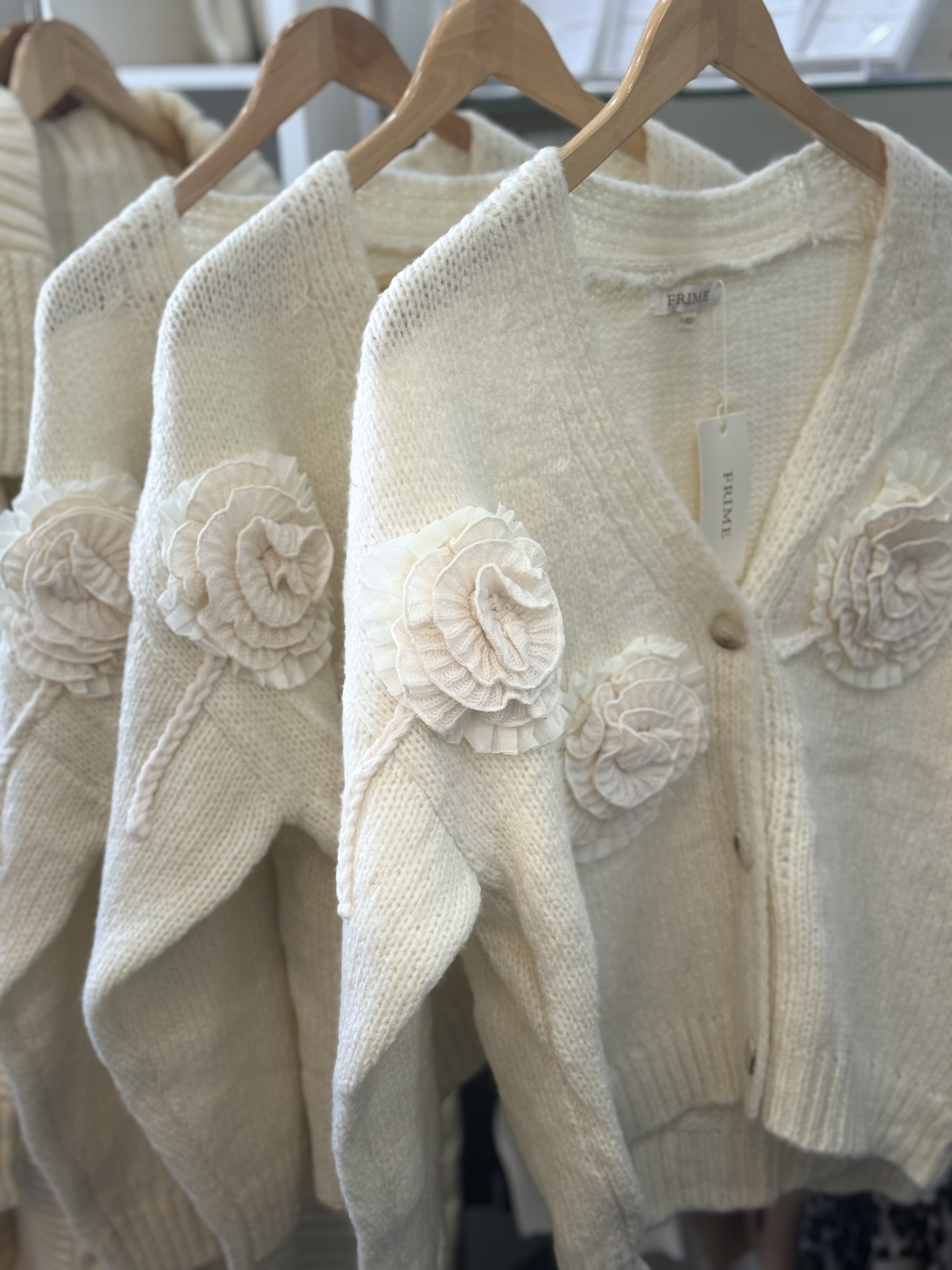 Flower Corsage Cardigan