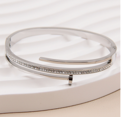 Diamanté Nail Bangle