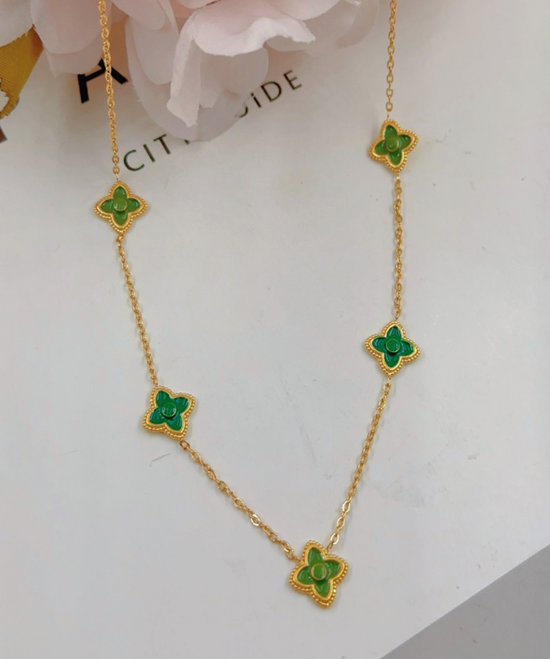Fleur Necklace
