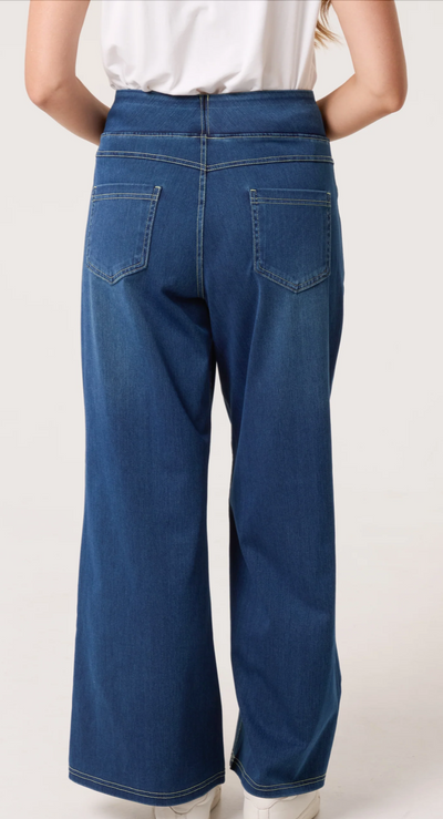 Wide waistband & wide leg Jeans