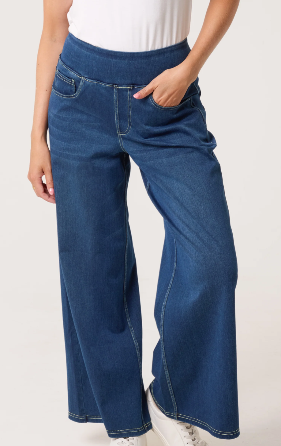 Wide waistband & wide leg Jeans